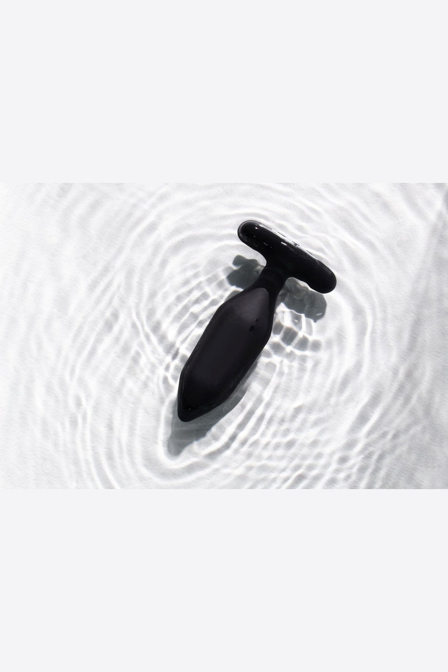 Onyx Vibrating Butt Plug Black - Free Shipping