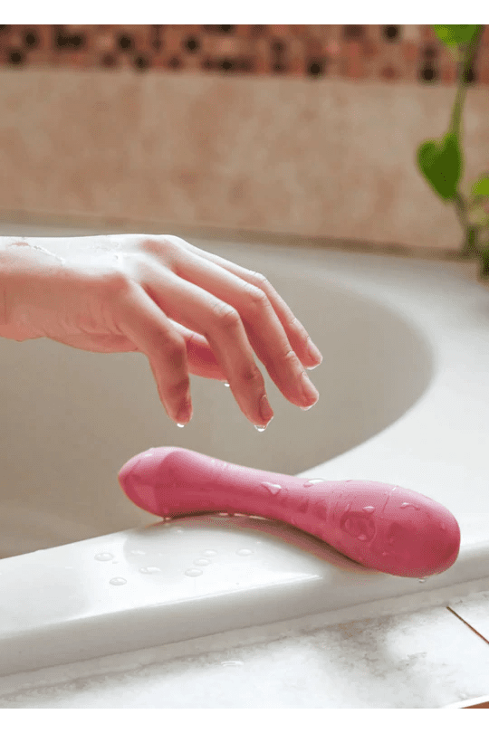 Arc Vibrator - Berry - Free Shipping