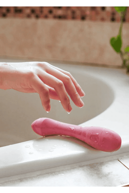 Arc Vibrator - Berry - Free Shipping